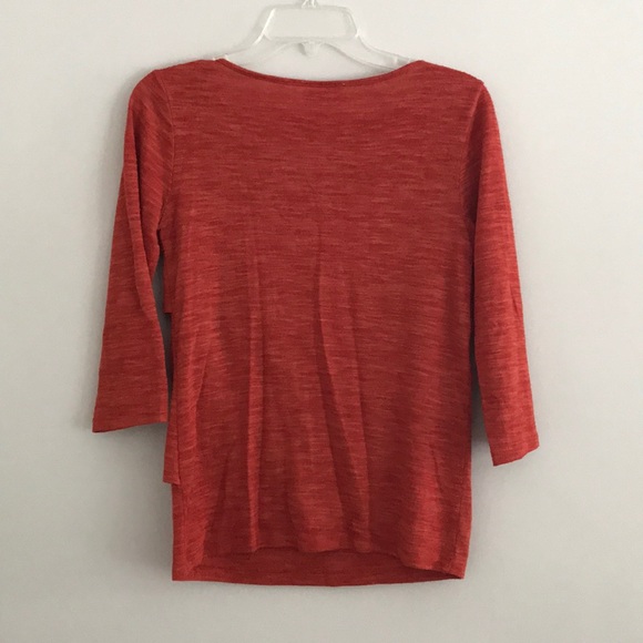 ⭐️3/$20 ruffled tier burnt orange top - Picture 4 of 6